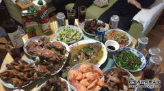 在看过南方和北方网友之后的新年前夜也是如此
