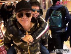 甄子丹的长子是由他的前妻抚养长大的。今天，