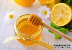 我可以用红糖水吃感冒药吗？