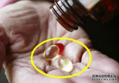 [我可以在晚上将维生素E直接涂在我的脸上吗？
